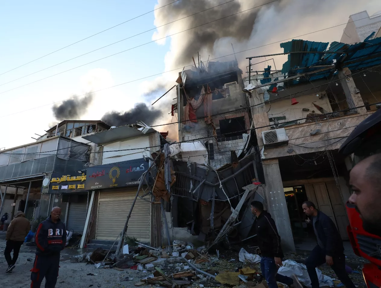Israeli forces raid Nur Shams refugee camp
