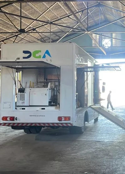 Este es un sistema de inspección no intrusiva de carga.