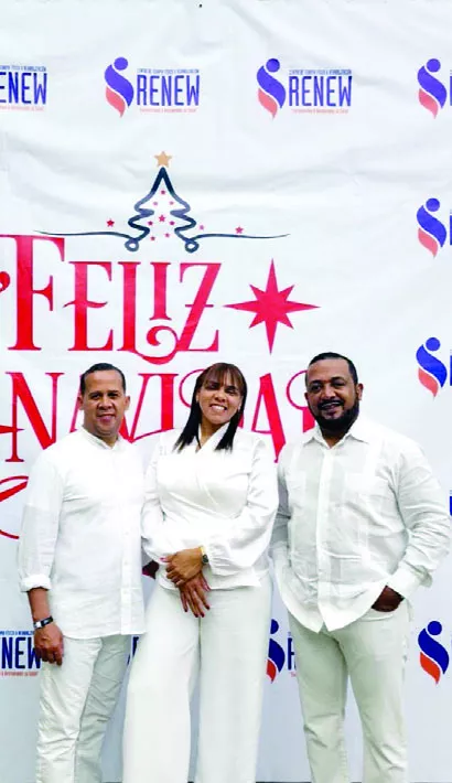 Reinaldo Q. Ferrer,  Patricia Turbi y Moisés Ferrer.