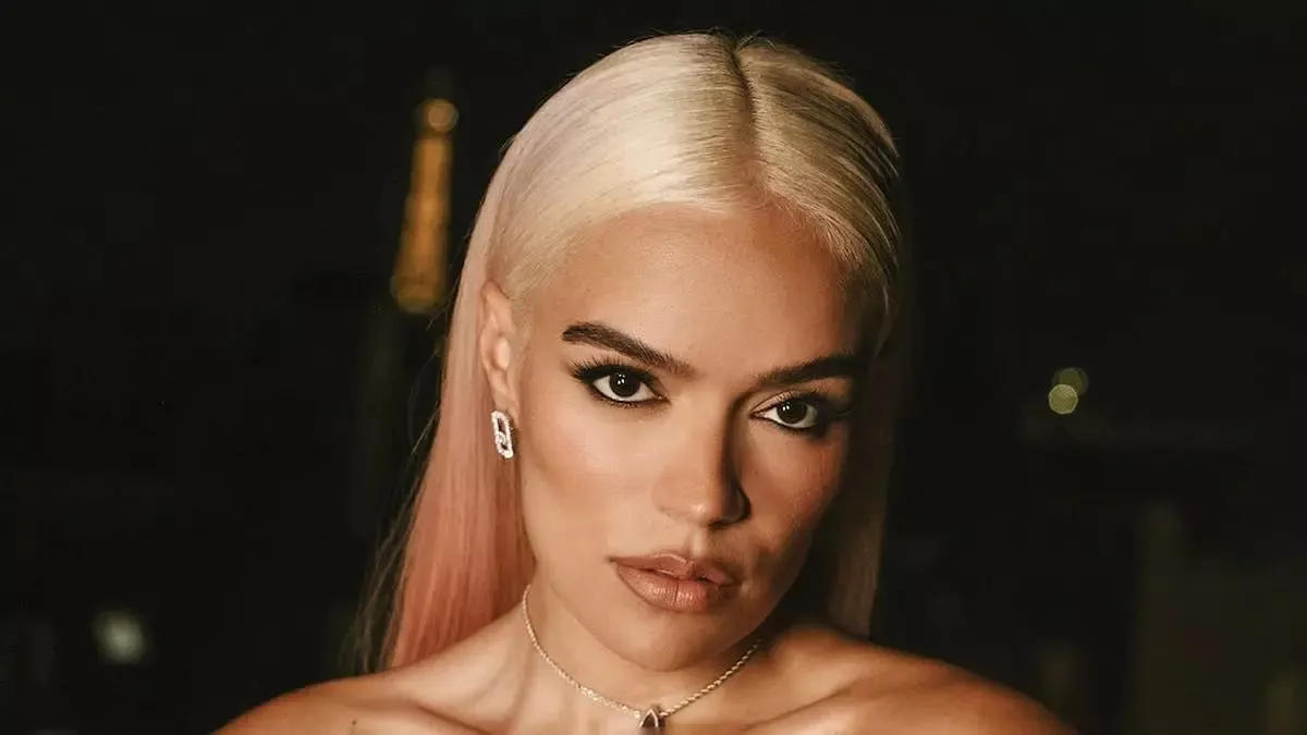 portada-karol-g-copia (1)