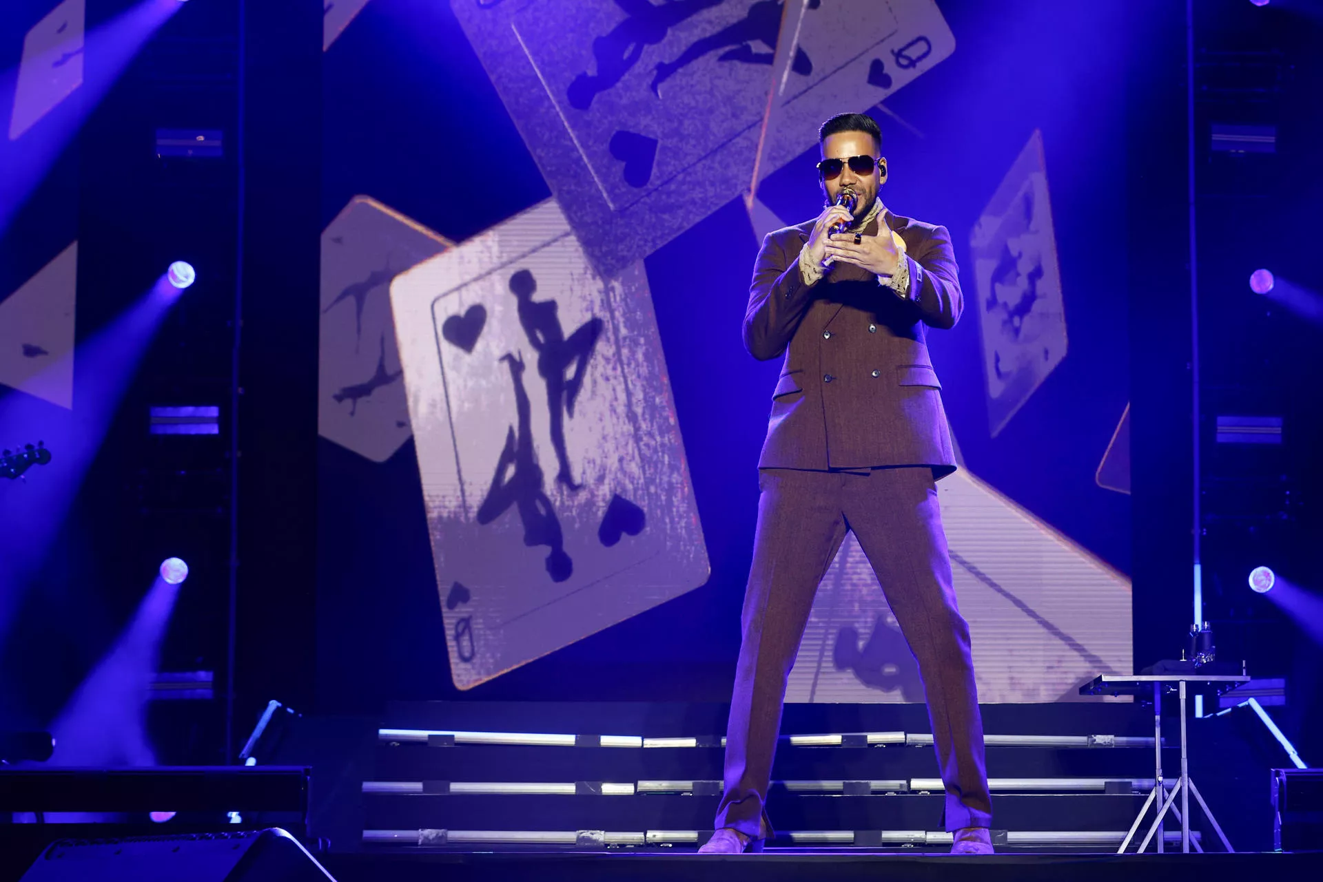 Romeo Santos cierra gira enloqueciendo al público: "¡larga vida al rey de la bachata!"
