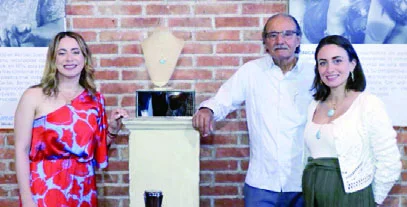 Gloria Reyes,  Miguel Méndez y  Mónica Valera.