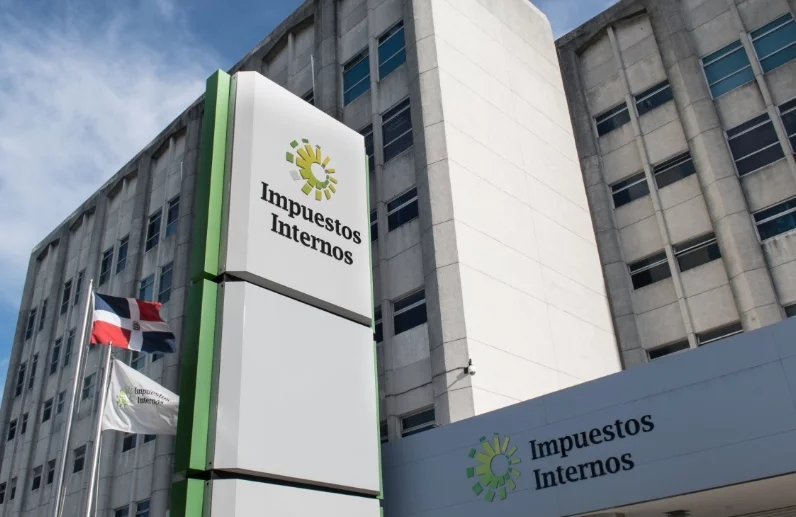 Edificio de  la Dirección General de Impuestos Internos.