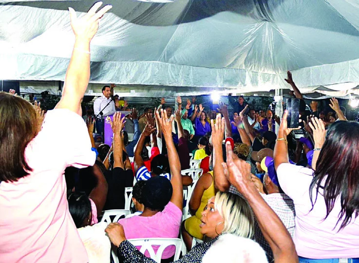 El candidato del PLD por Santo Domingo Este, Luis Alberto, en un acto. FUENTE EXTERNA
