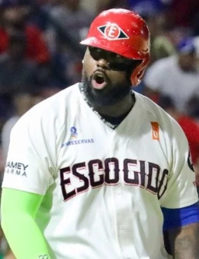 Franmil Reyes es el gran cañón ofensivo de los Leones.