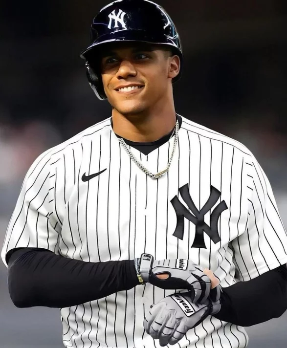 Juan Soto hará su debut con los Mulos.