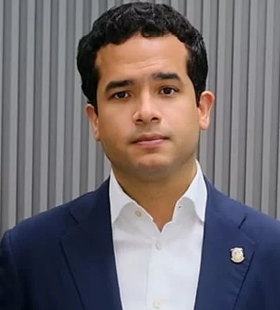 Omar Fernández, diputado de la Fuerza del Pueblo.