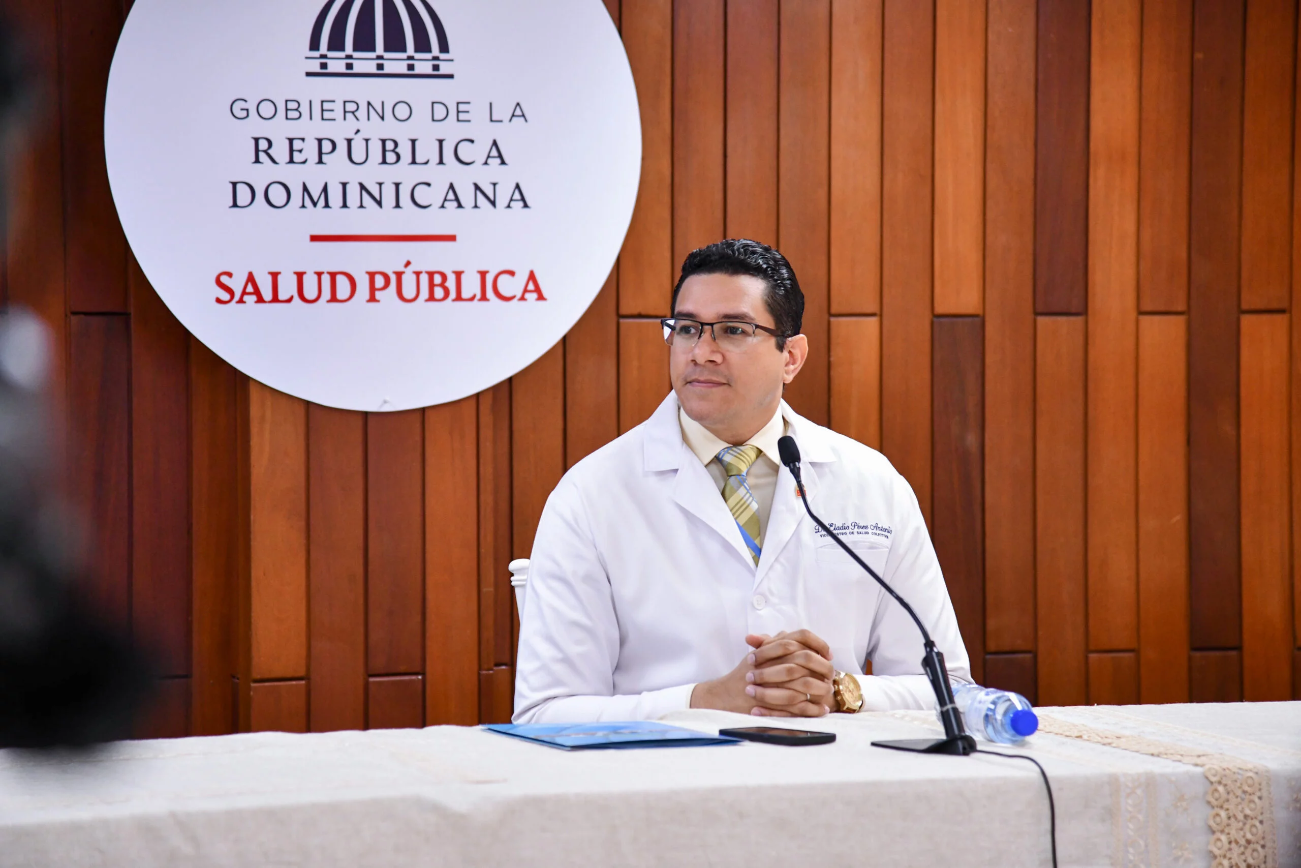 Eladio Pérez, viceministro de Salud Colectiva, indica que actualmente se registran 40 casos de tuberculosis por cada 100 mil habitantes.