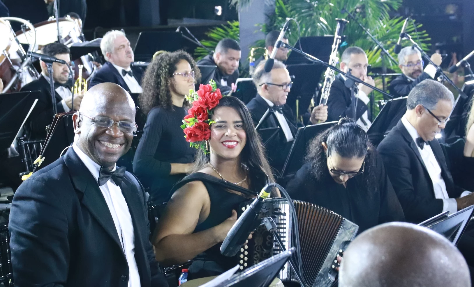 La Doncella del Acordeón durante una presentación con la Orquesta Sinfónica Nacional.