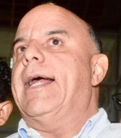 Miguel López (Miky López).