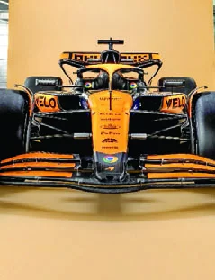 El nuevo auto de McLaren, MCL38, para campaña 2024.