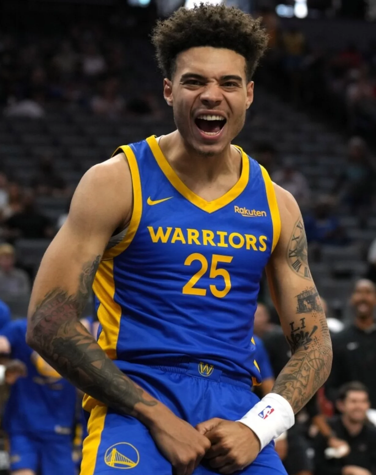 Lester Quiñones se ha mantenido trabajando para afianzarse  en Golden State.