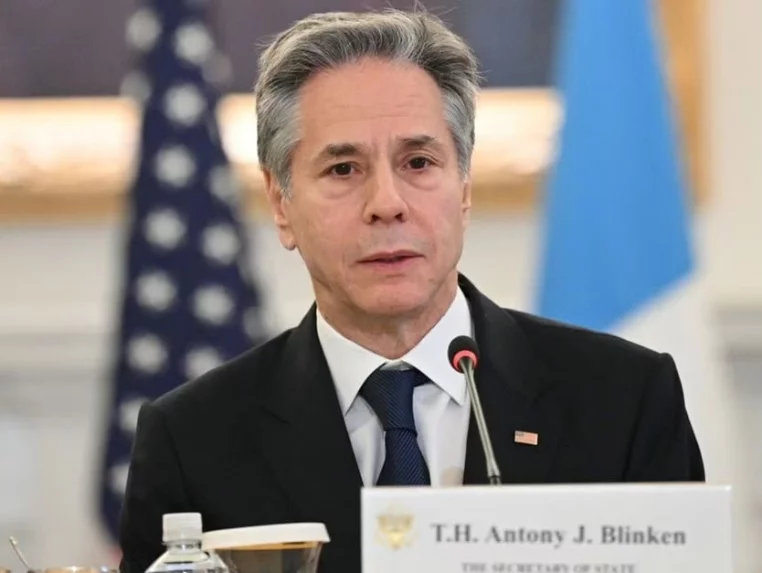 En el encuentro trilateral estuvo  Antony Blinken.