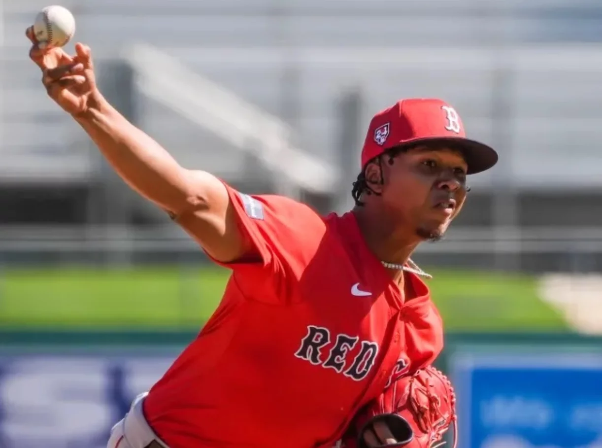 El dominicano Brayan Bello encabeza la rotación abridora de los Medias Rojas en 2024.