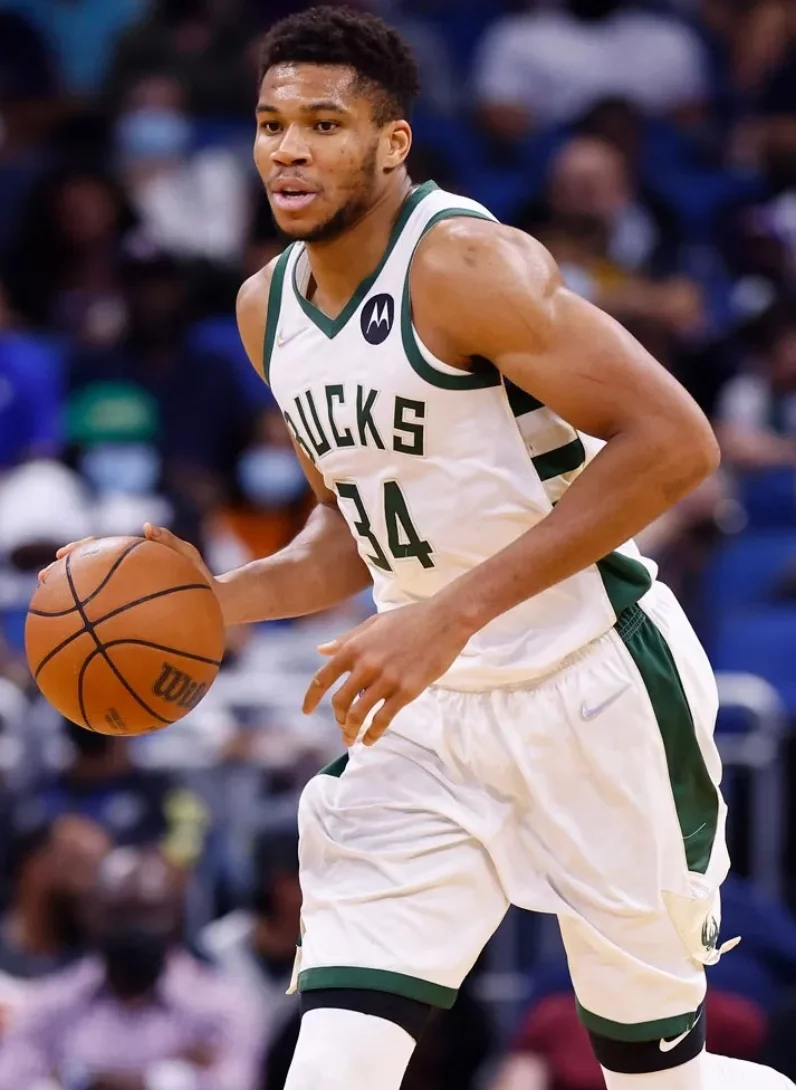 Giannis Antetokounmpo, capitán de la conferencia Este.