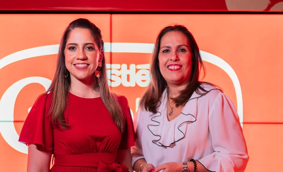 Rosa Rocha y María Martínez.