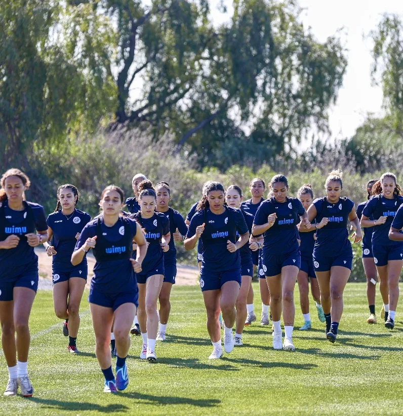 Integrantes de la selección, durante sus entrenamientos.