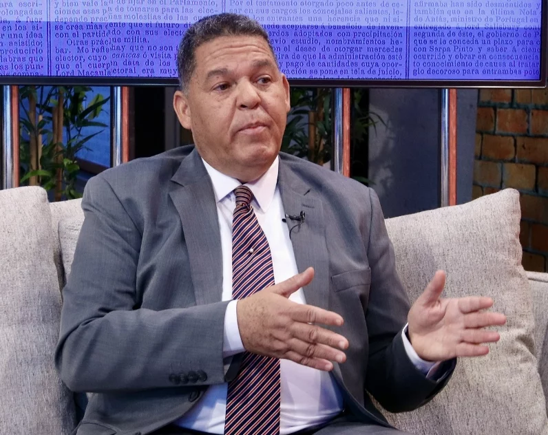 Joel Lantigua es funcionario de la Junta Central Electoral.
