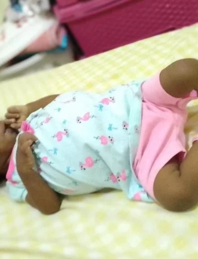 Niña   está ingresada en el Robert Reid, por complicación.