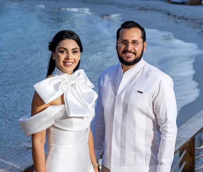 Iliana Rodríguez Aristy y Daniel García Chajín.