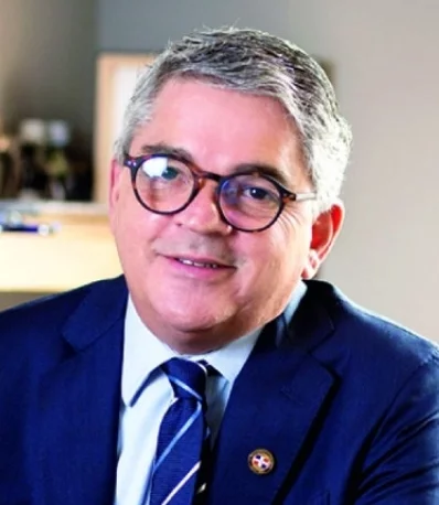 Julio Cordero.