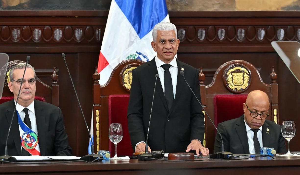 El presidente del Senado  dejó iniciada la primera legislatura ordinaria del año.