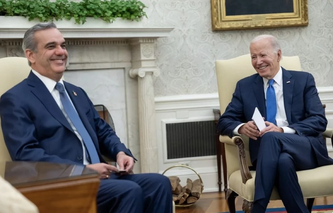El-presidente-Joe-Biden-pública-foto-con-Luis-Abinader-en-X-e-Instagram-1081×694