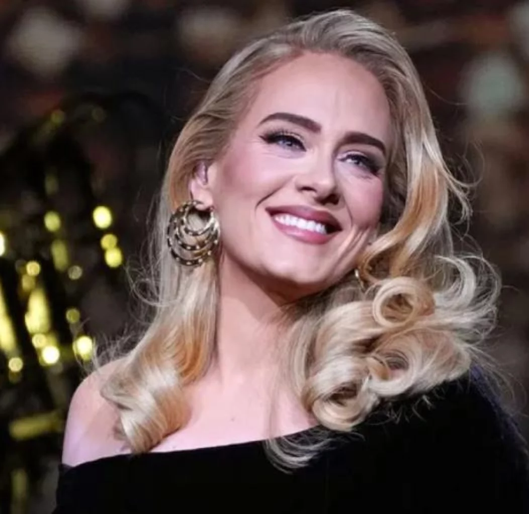 Adele pospone estos conciertos por su salud .