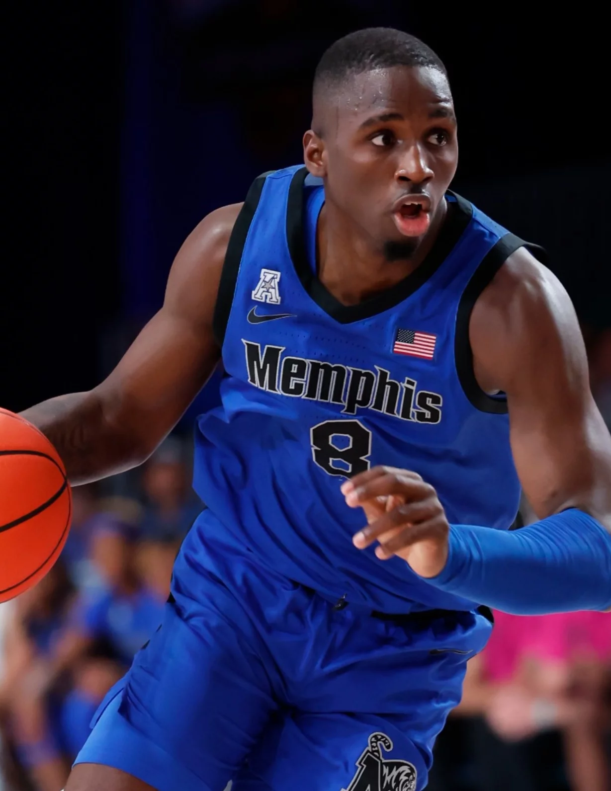 David Jones sigue trabajando fuerte para alcanzar su sueño de llegar a jugar en  la NBA.