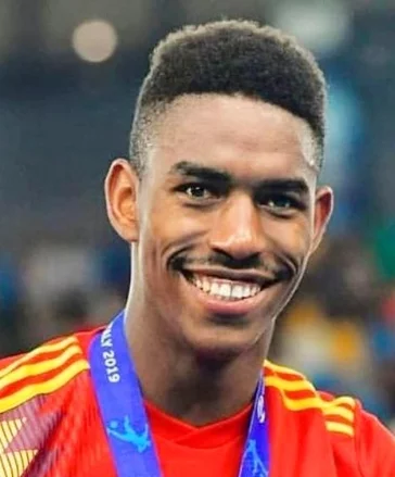 El estelar Junior Firpo se unirá pronto a la selección.