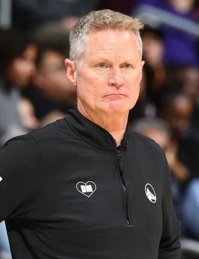 Golden State Warriors v Los Angeles Lakers