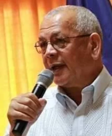 Manuel Salazar, secretario general del PCT.