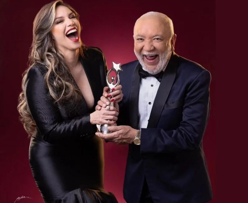 Hony Estrella y Jochy Santos animarán el Soberano.