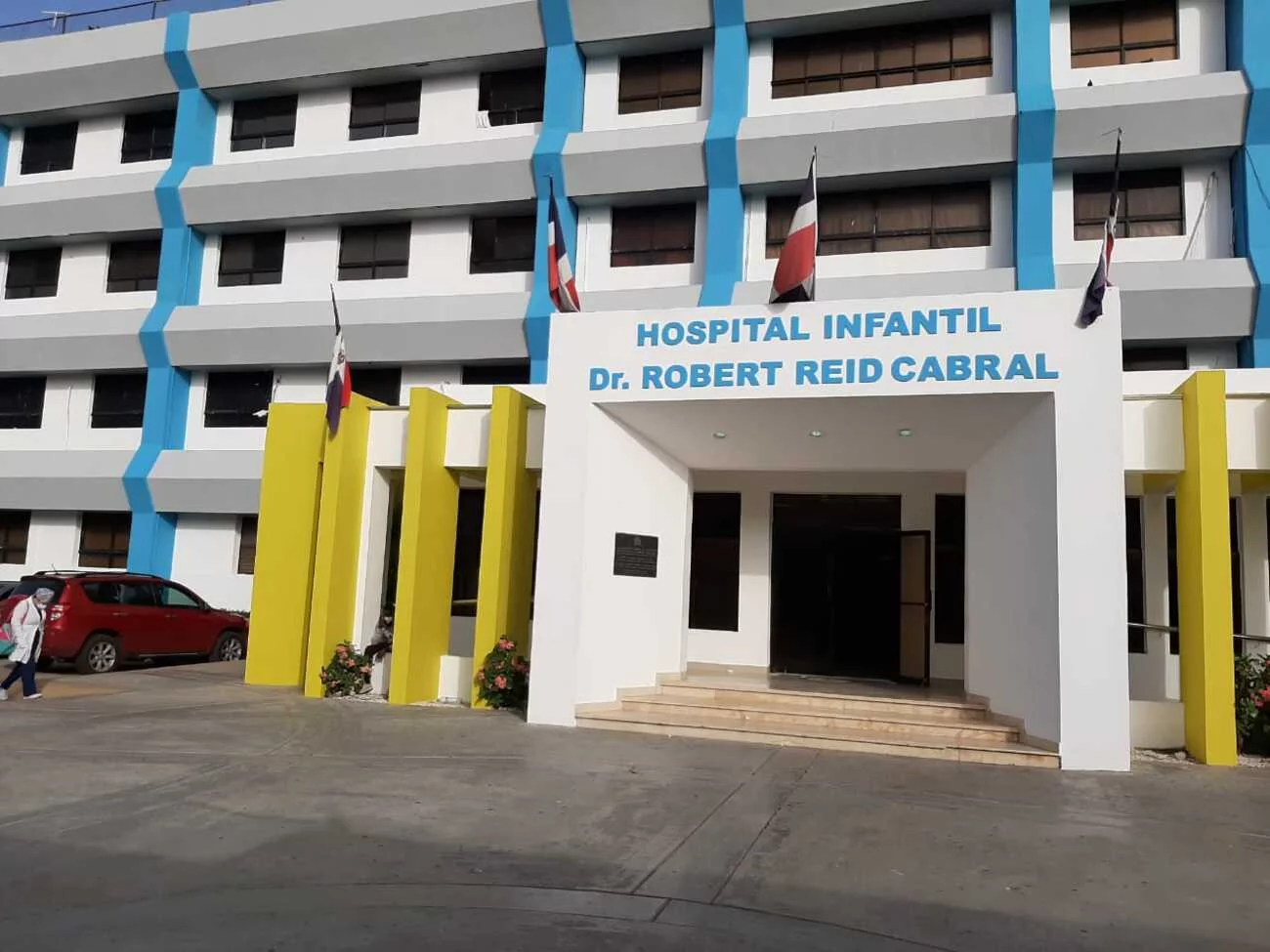 Los niños llegan al Hospital Robert Reid Cabral con síntomas gripales. Duany Núñez