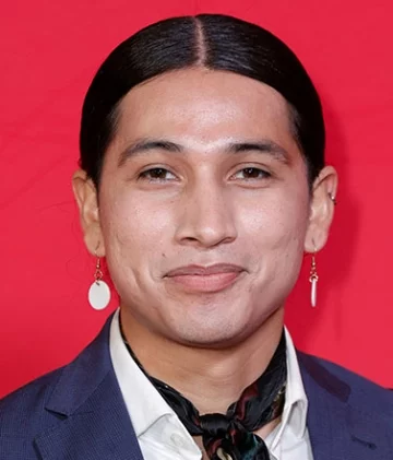 El actor Cole Brings Plenty murió a los 27 años.
