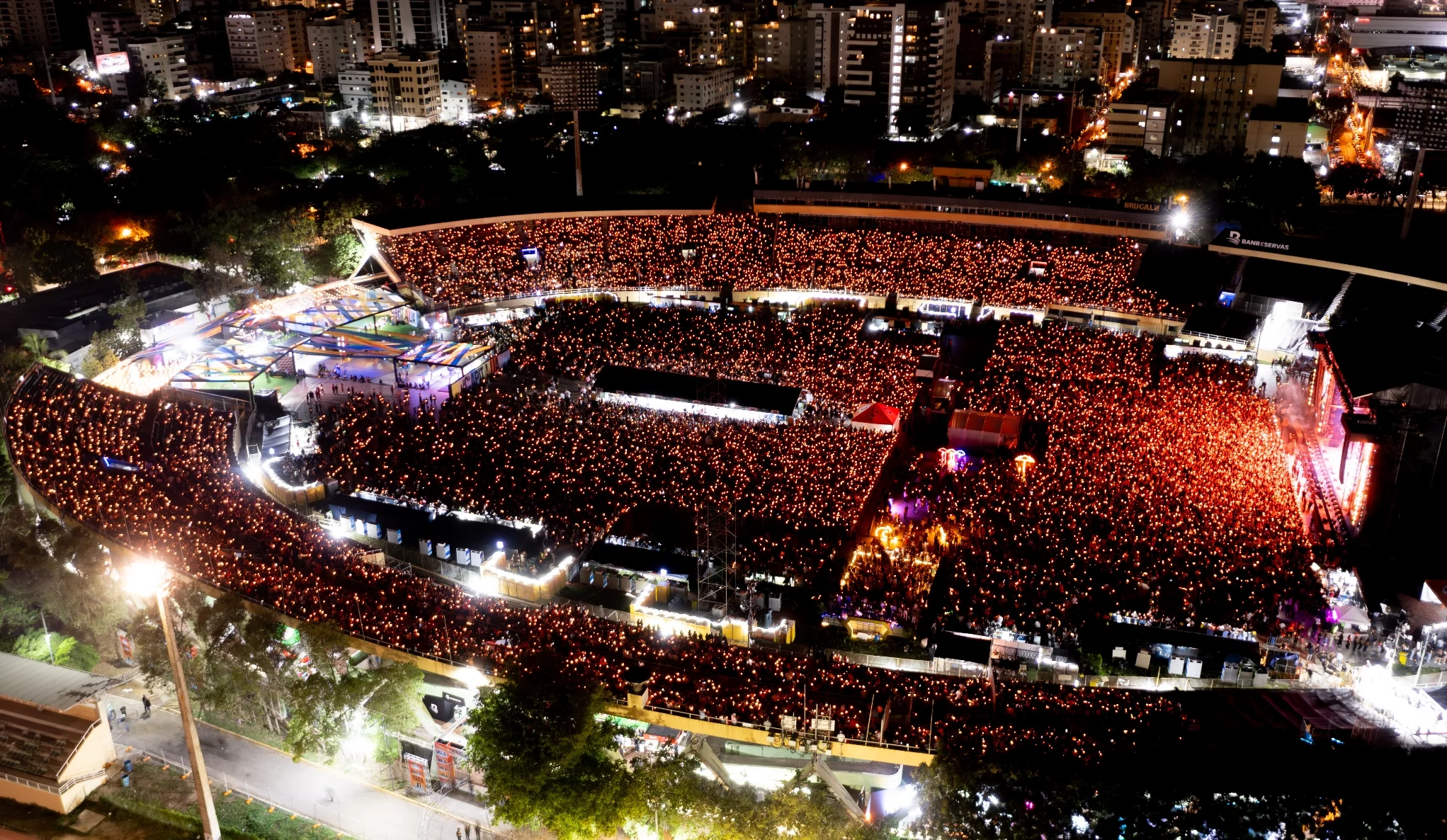 Así lució el Estadio Olímpico Félix Sánchez en su último concierto antes de su remodelación. fuente externa