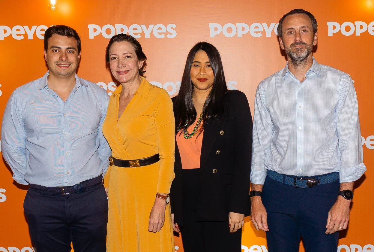 Domingo Bermúdez, Isabel Turull, Alexandra Bodden y Marcos Sánchez.
