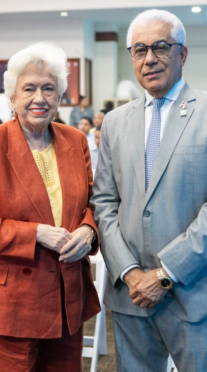 Milagros Ortiz Bosch y Martín Robles Morillo.