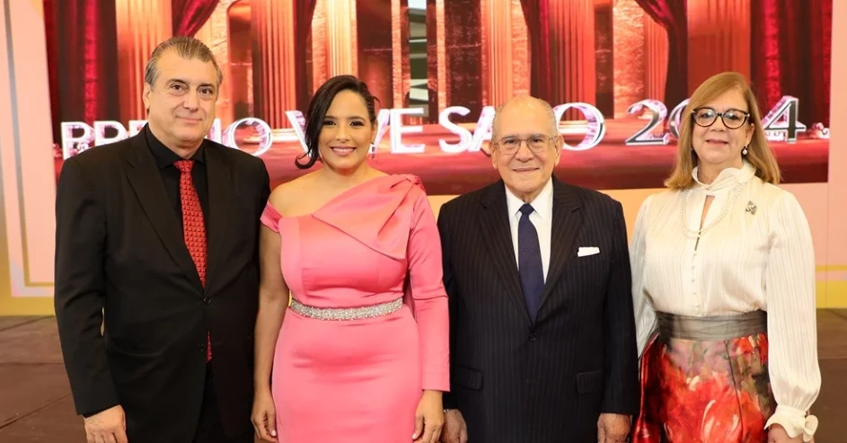 Fernando Moreno, Elizabet Gutiérrez, Jesús Feris Iglesias y Mónica Thorman.
