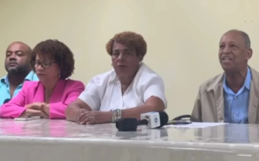 Miembros   de la CoordinadoraNacional  de Salud.  fuente externa