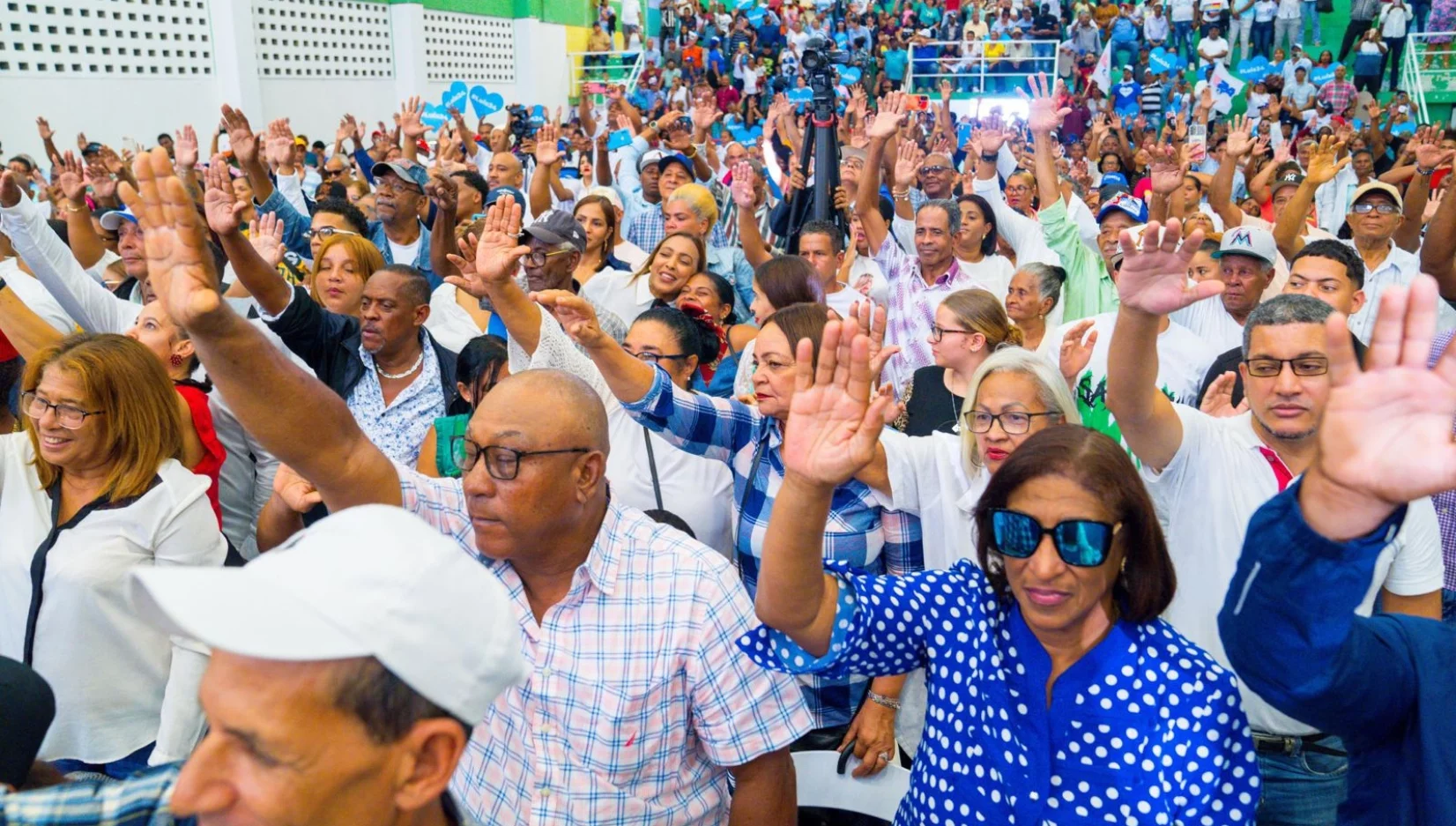 Las actividades proselitistas en espacios cerrados han incrementado en este período electoral. fuente externa