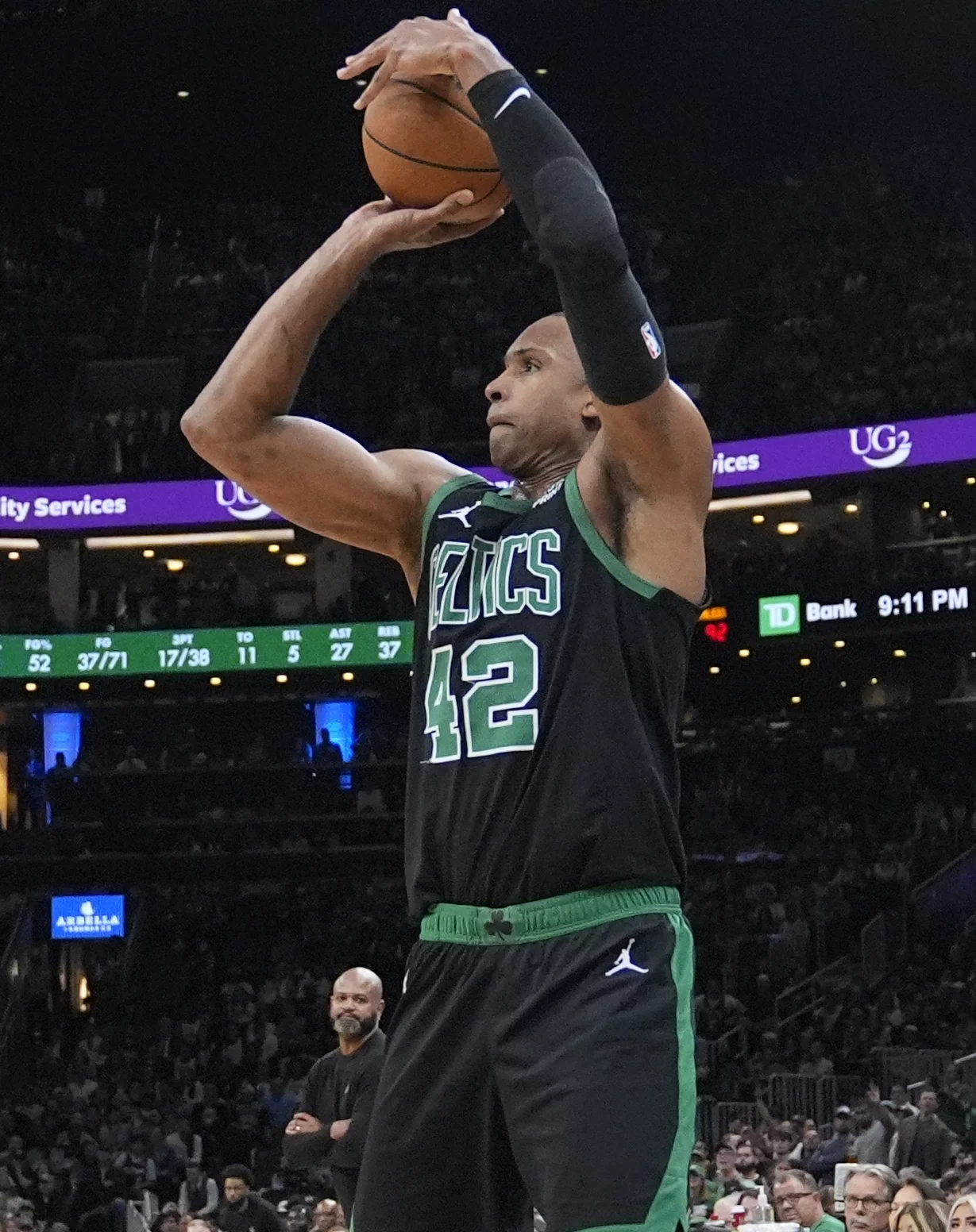 Al Horford será determinante para los Pacers  en la final de conferencia contra Indiana .  ap