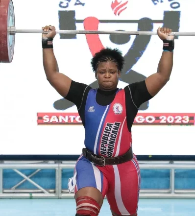 Crismery Santana competirá en París en  más 81 kilogramos