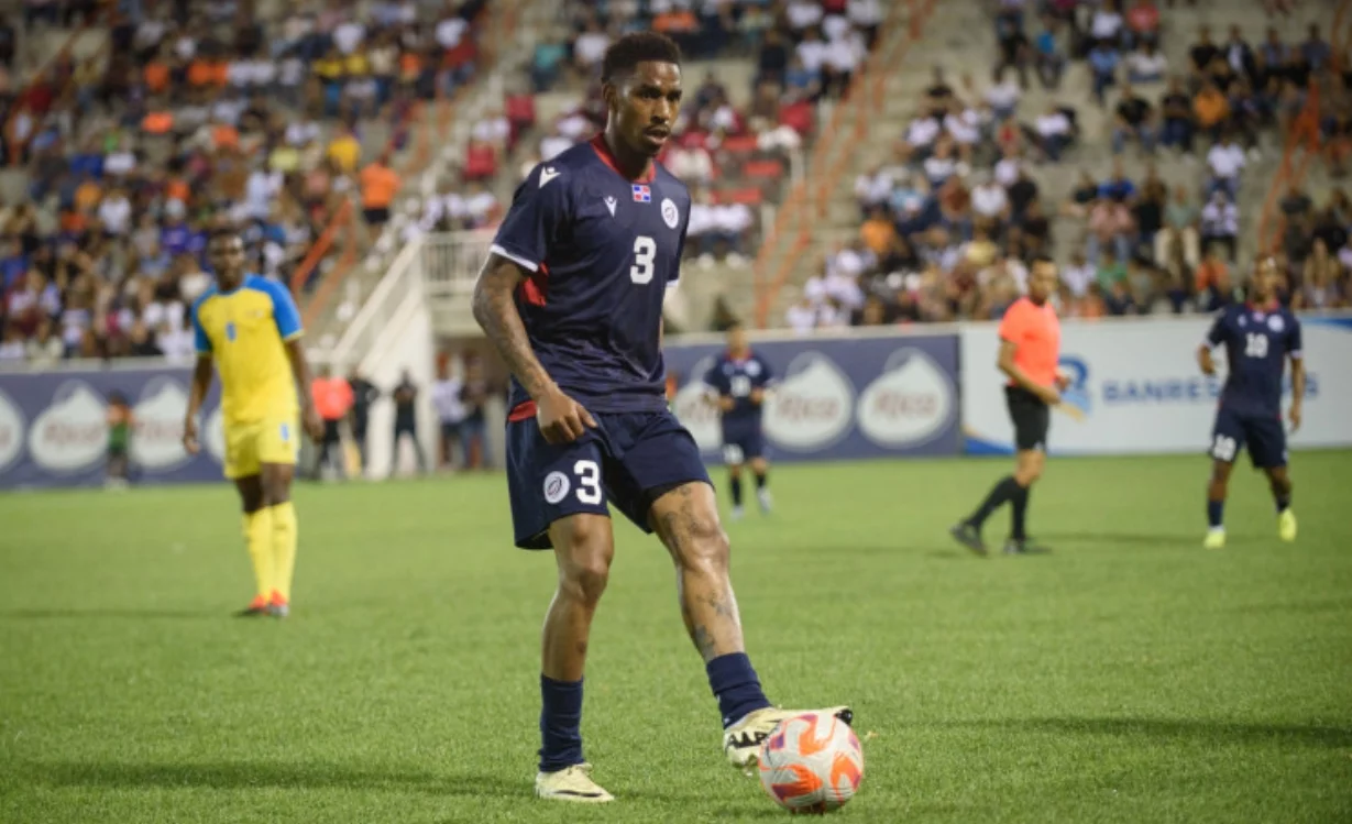 Junior Firpo es uno de los jugadores de mayor cartel dentro del listado del convocados.