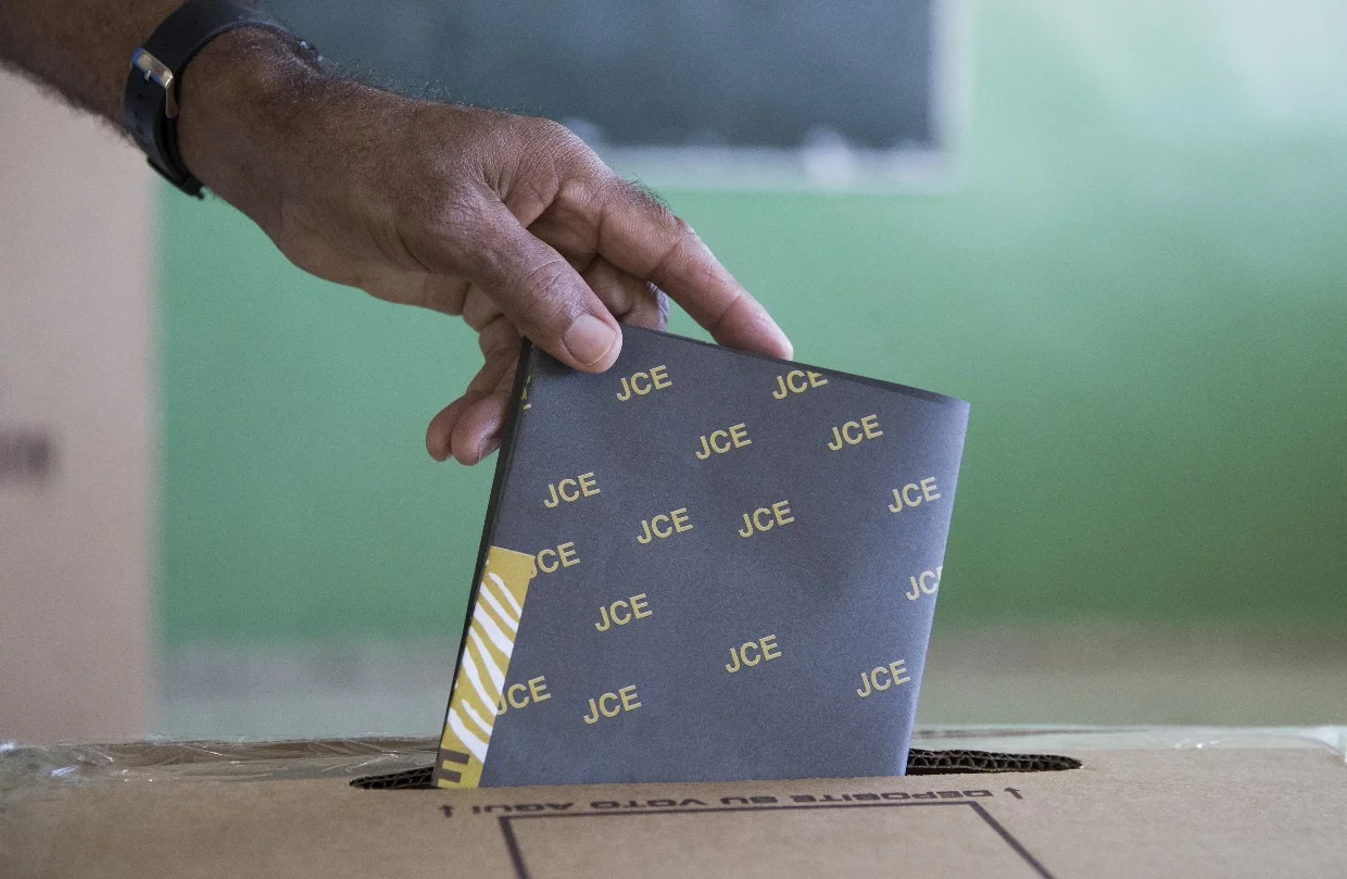 El voto en el exterior es considerado como una conquista.