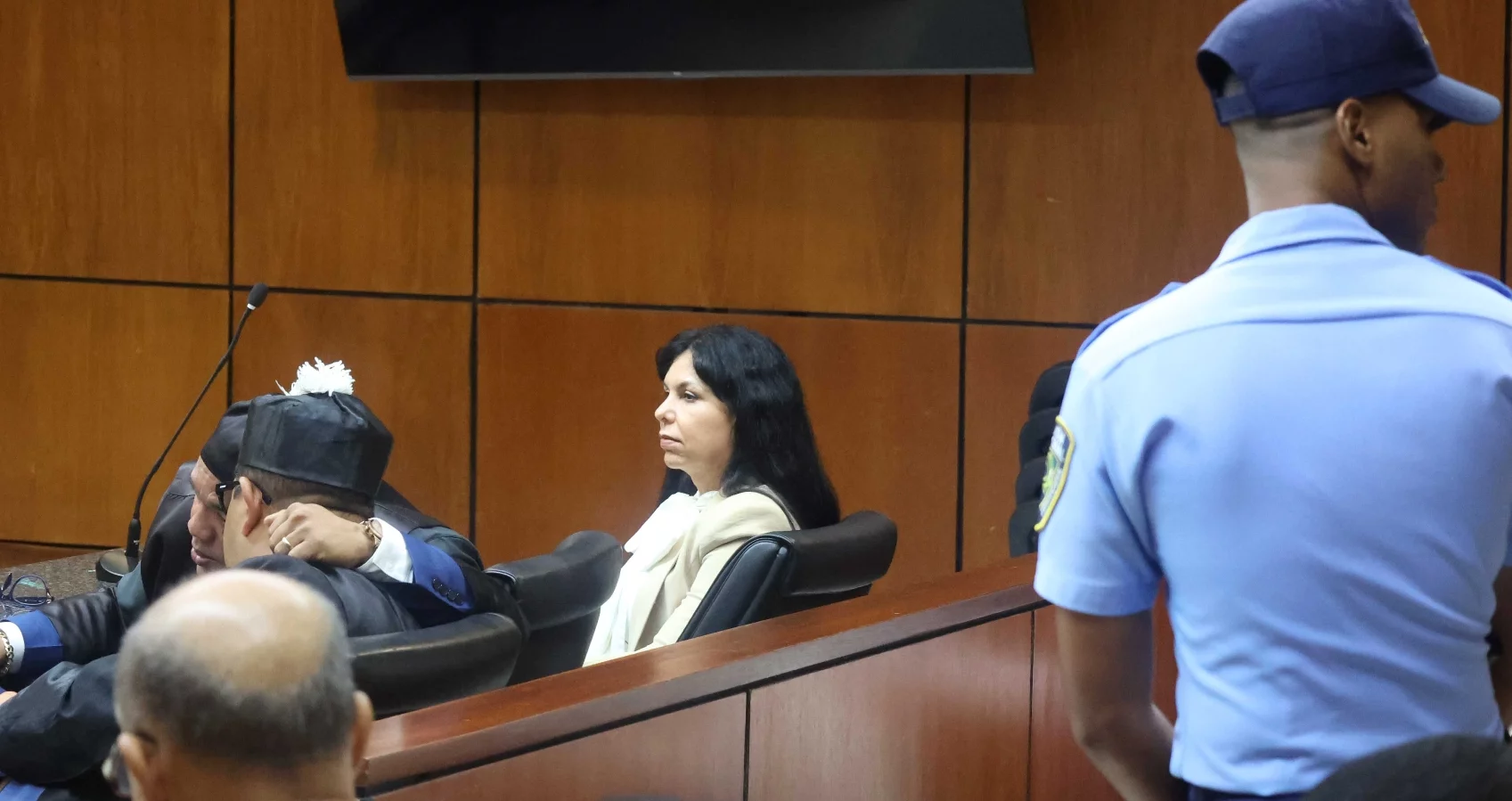 La diputada por el Partido Revolucionario Moderno (PRM), Rosa Amalia Pilarte López, al escuchar sentencia.  José francisco