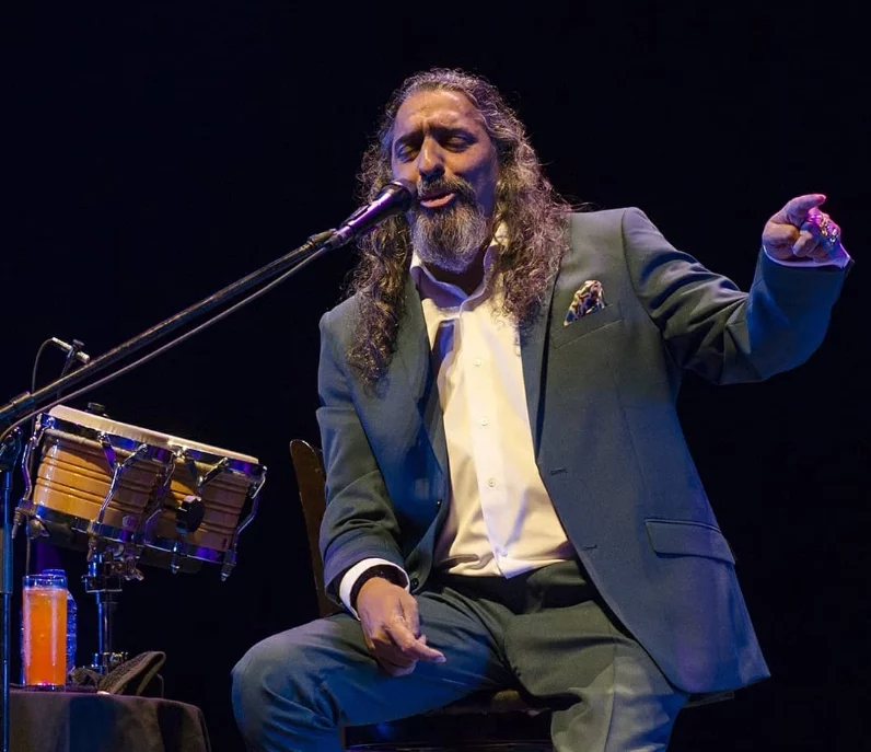 Diego el Cigala es un cantante español que reside en RD.