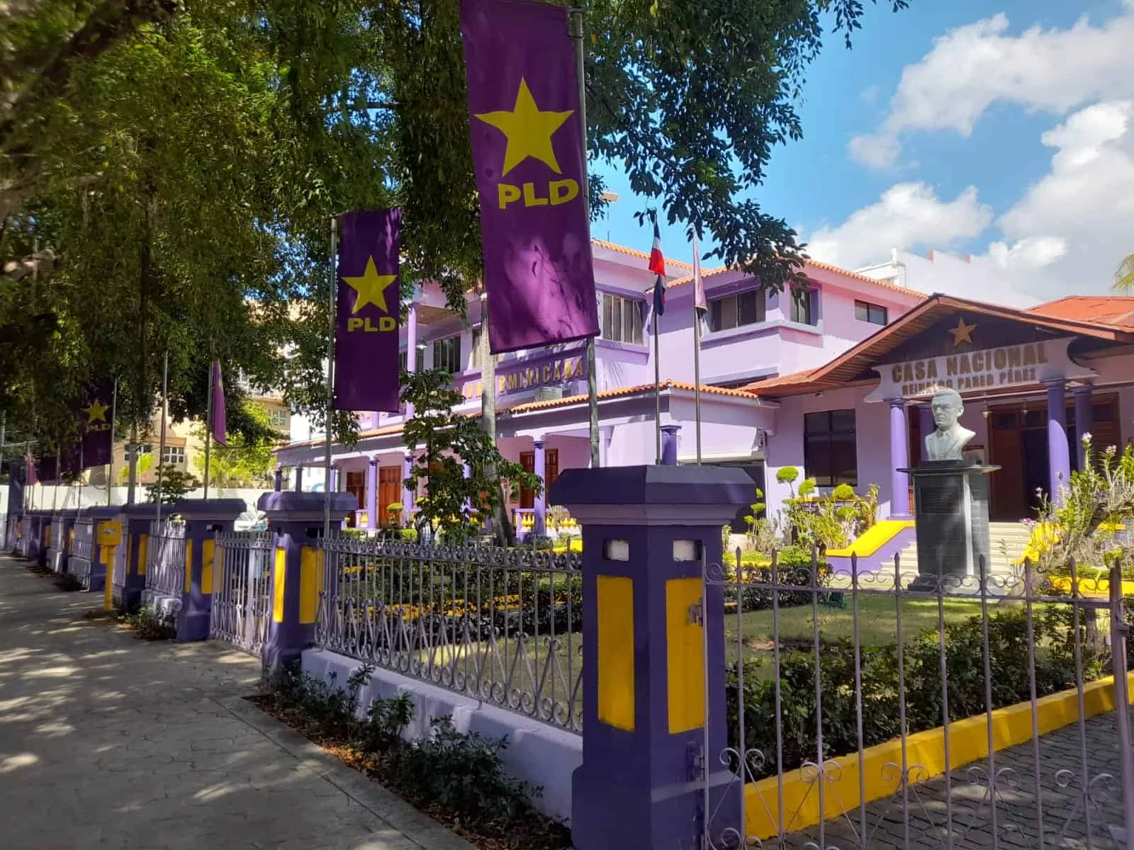 La Casa Nacional del PLD nunca dejó de ser el epicentro de las decisiones del PLD aunque por momentos, fue sustituida.
