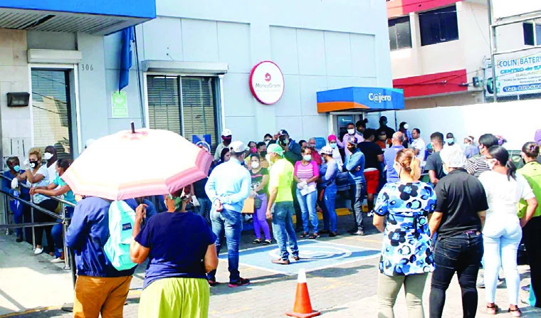 El 55 % de los encuestados posee al menos un producto financiero formal. fuente externa