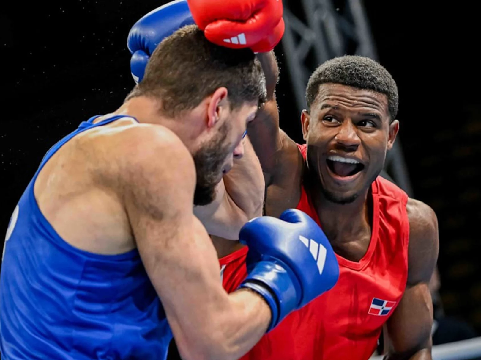 El boxeador Cristian Pinales se sumó este fin de semana a los atletas clasificados a los Juegos Olímpicos de París.